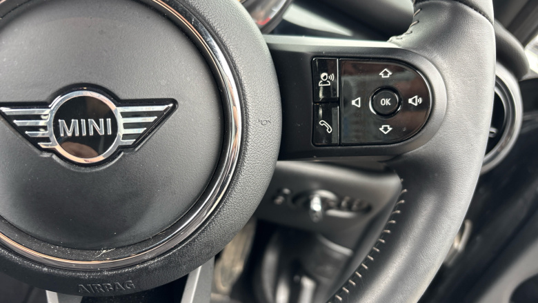 MINI Hatchback 1.5 Cooper Sport 5dr Petrol Hatchback